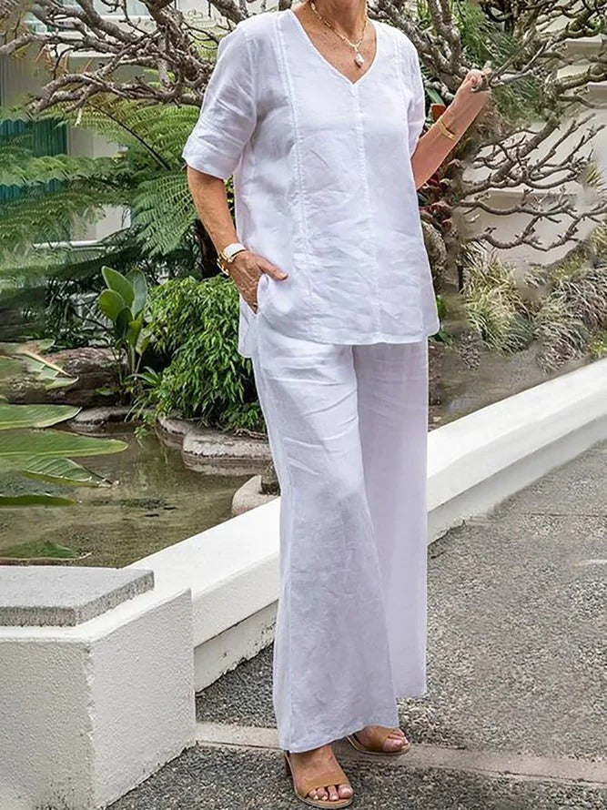 Women’s Two-Piece Set – Soft Knit – Relaxed Fit – V-Neck Top – Elastic Waist Pants