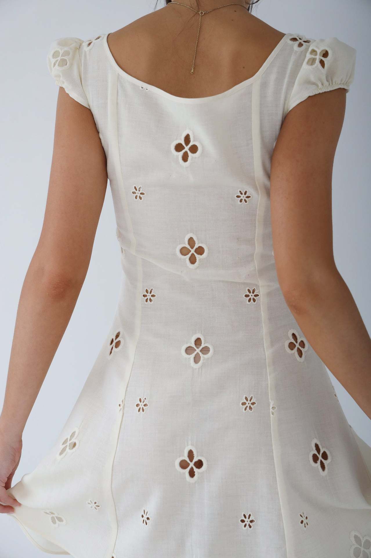 Women’s Midi Dress – Fitted Silhouette – Embroidered Floral Cut-Outs – V-Neck – Cap Sleeves