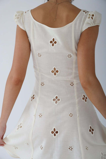 Women’s Midi Dress – Fitted Silhouette – Embroidered Floral Cut-Outs – V-Neck – Cap Sleeves