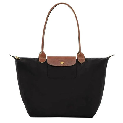 Women’s Shoulder Bag – Structured Design – Textured Flap – Water-Resistant Everyday Use