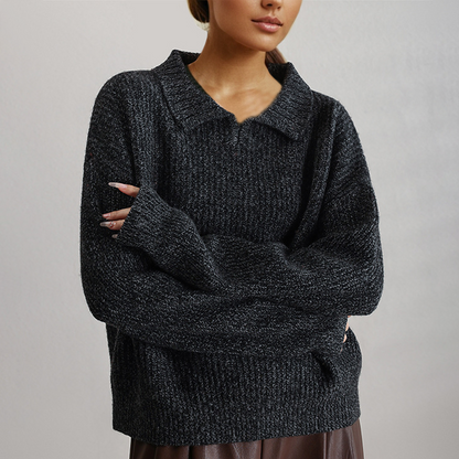 Women's knitted loose sweater with long sleeves