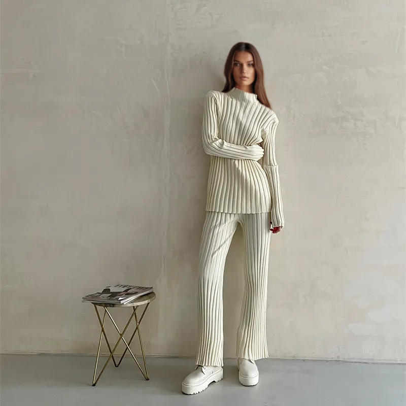 Women's Knitwear Set - Ribbed Turtleneck Top & Trousers - Slim Fit - Soft & Stretchy