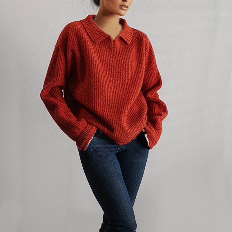 Women's knitted loose sweater with long sleeves