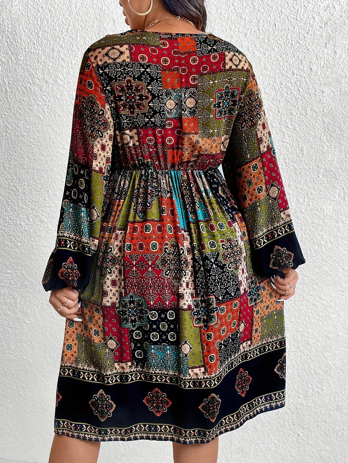Women's Bohemian Midi Dress - V-Neck Paisley Patchwork - Long Sleeve Flowy Fit
