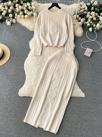 Women’s Knit Skirt Set – Wool Texture – Cable Knit – Slim Fit Midi Skirt – Relaxed Top