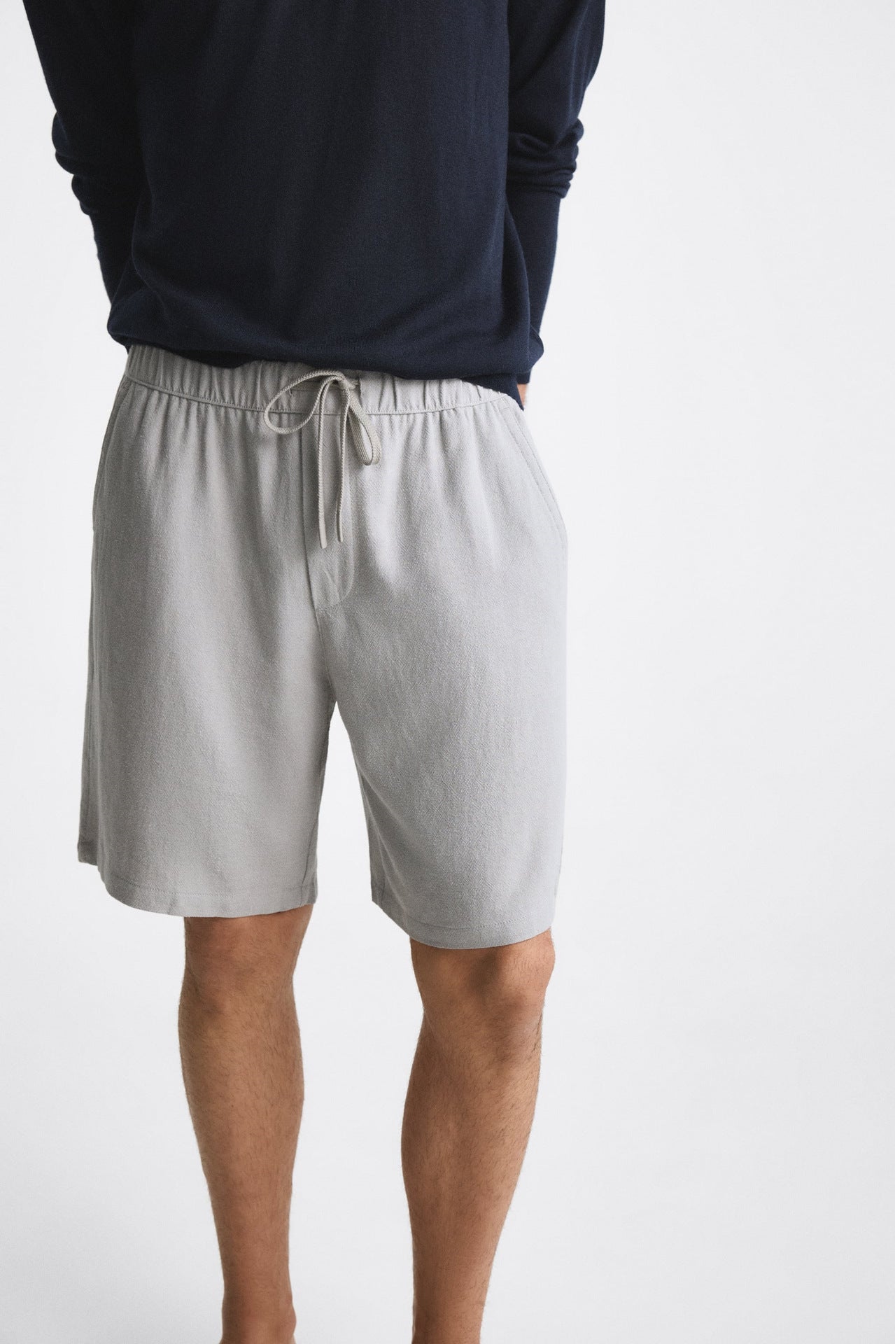 Men’s Shorts – Relaxed Fit – Breathable Blend – Drawstring Waist – Knee Length