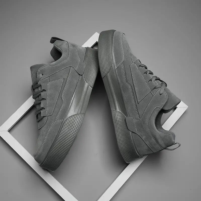 Men’s Casual Sneakers - Lace-Up Low-Top - Comfortable Rubber Sole