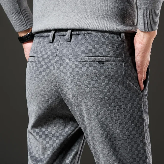 Men's straight cut casual trousers with diamond pattern