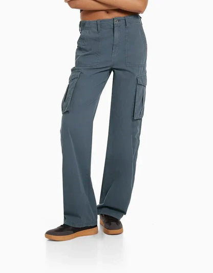 Women's Cargo Pants - Wide Leg - Relaxed Fit - Functional Pockets - Casual Wear