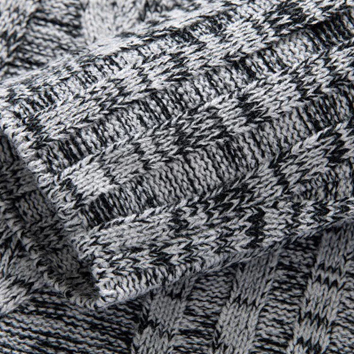 Men's knitted hooded sweater