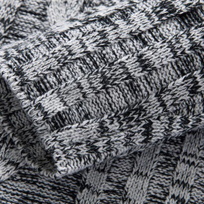 Men's knitted hooded sweater