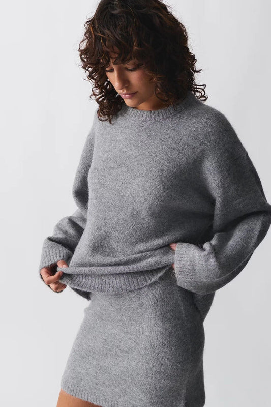 Women’s Pullover Sweater – Oversized Fit – Soft Wool – Ribbed Trim – Casual Style