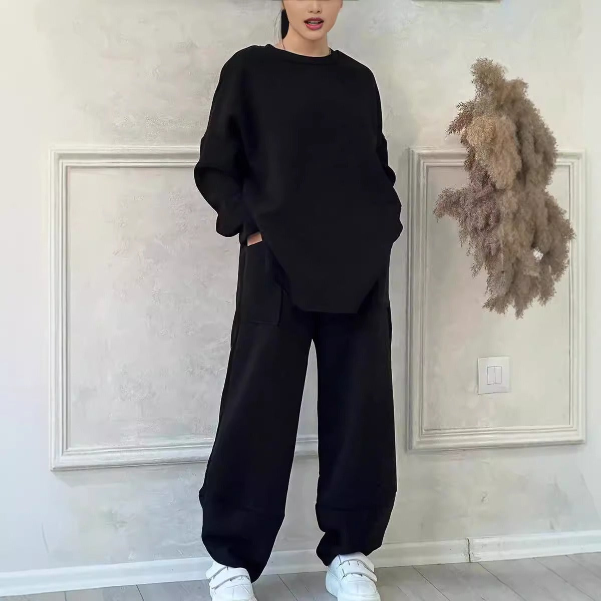 Women’s Lounge Set – Cotton Blend – Oversized Fit – Crew Neck – Wide Leg Trousers