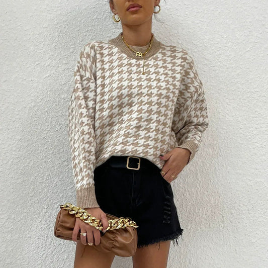 Women’s Pullover Sweater – Relaxed Fit – Houndstooth Knit – Ribbed Trim – Round Neck