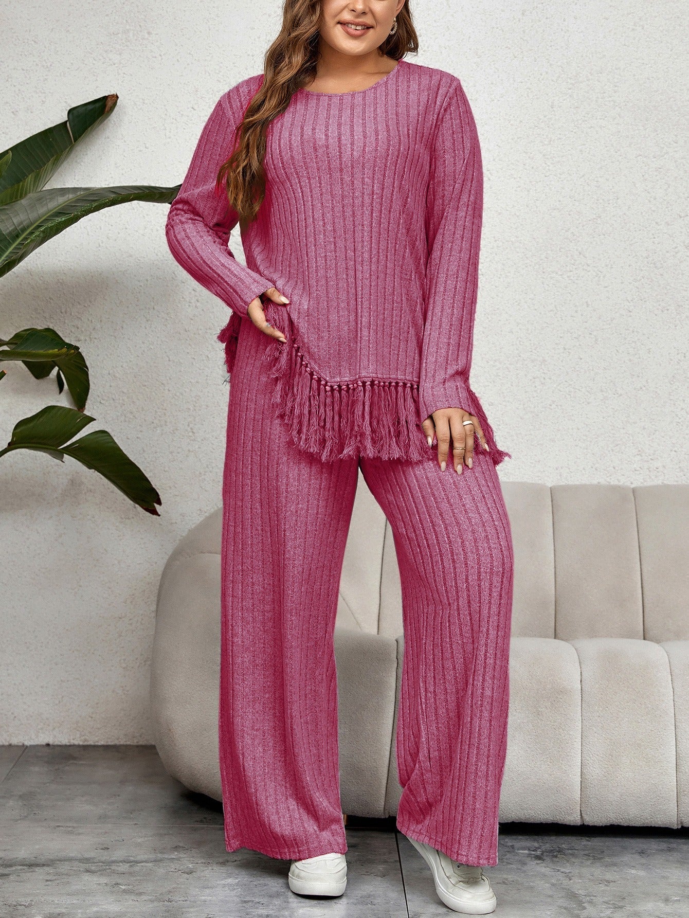 Women’s Lounge Set – Knitted Ribbed – Oversized Fringe Hem Top – Wide Leg Trousers