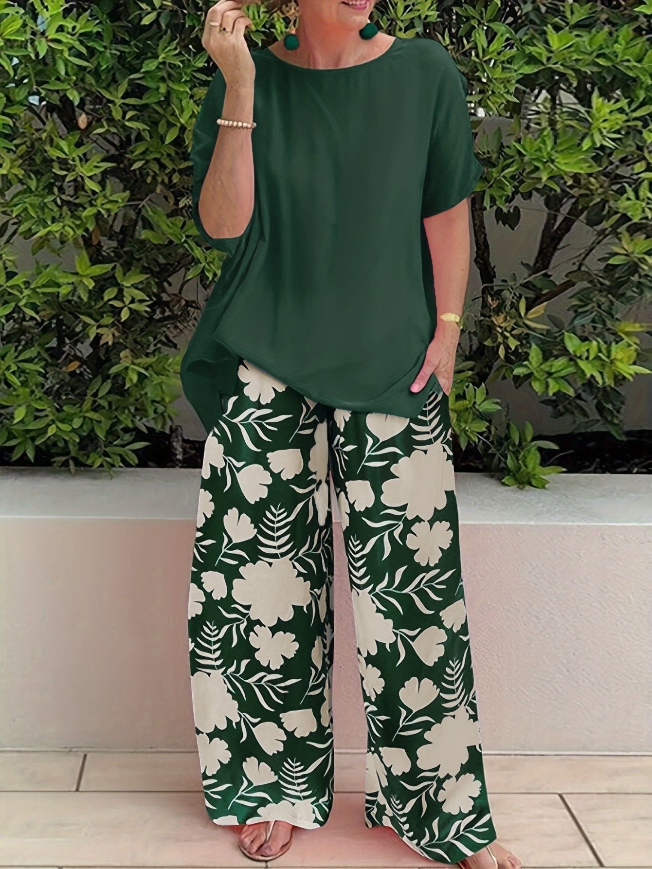 Women’s Pants Set – Relaxed Fit Top – Wide Leg Pants – Floral Print