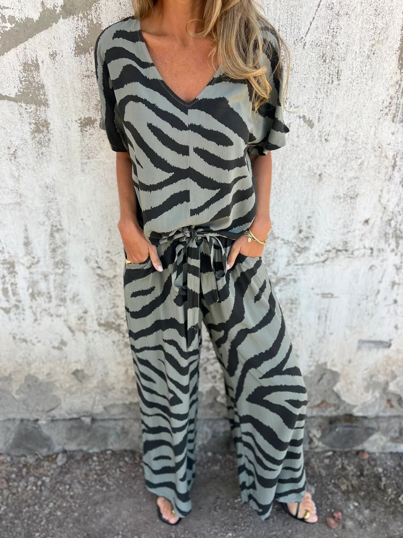 Women’s Top and Trousers Set – Zebra Print – Tie Front – Wide Leg – Relaxed Fit