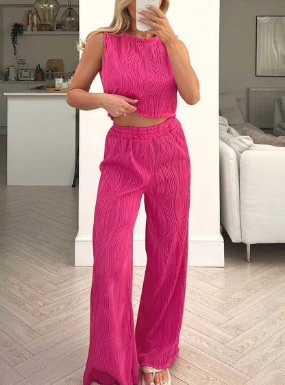 Women’s Two-Piece Set – Ribbed Sleeveless Crop Top – High-Waisted Relaxed Trousers