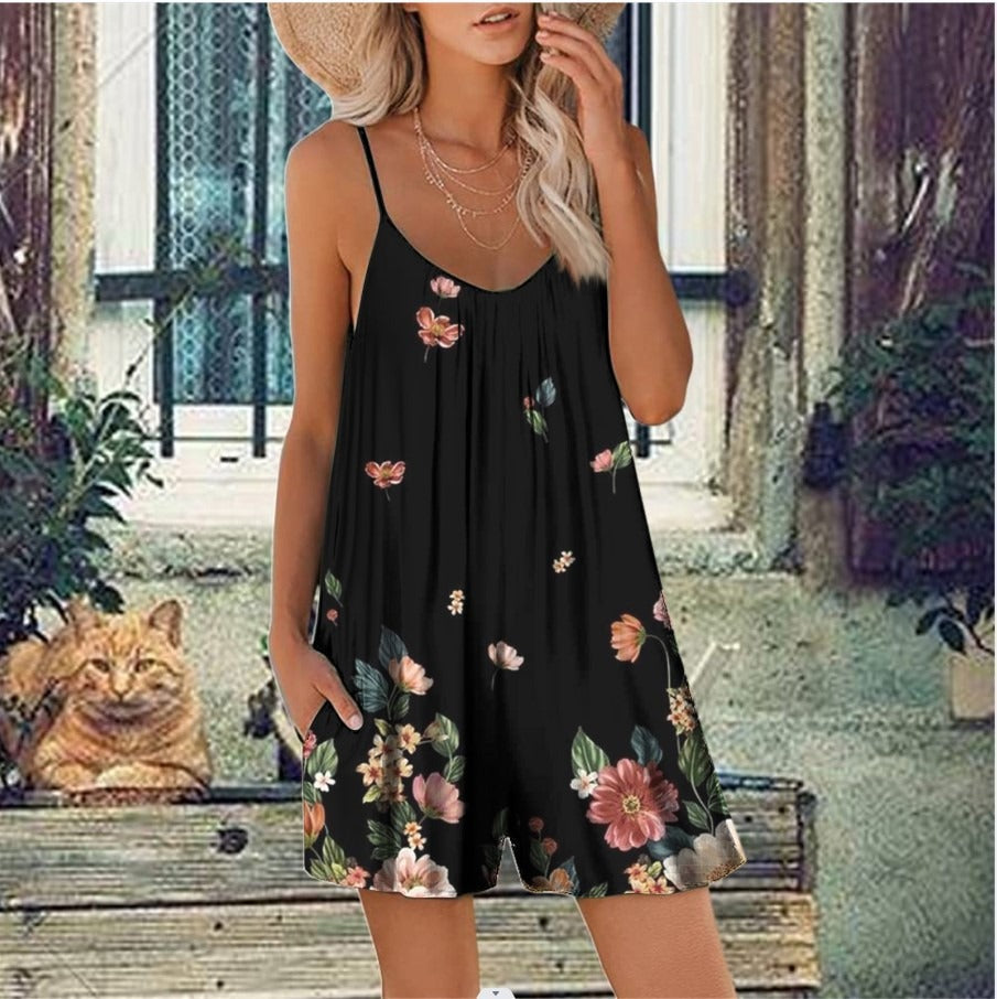 Women’s Romper – Loose Fit – Scoop Neck – Spaghetti Strap – Floral Print – With Pockets