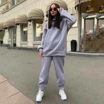 Women’s Two Piece Loungewear Set – Relaxed Fit – Cotton Blend – Ribbed Cuffs