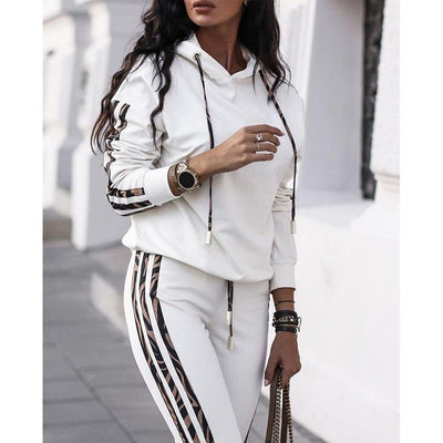 Women’s Two-Piece Sportswear Set – Hooded Top – Relaxed Fit – Cotton Blend