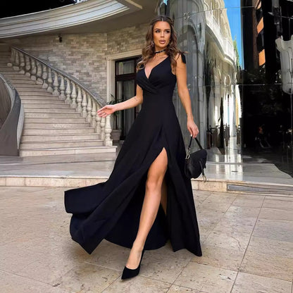 Women’s Evening Dress – Slim Fit – Satin – Plunging Neckline – High Slit