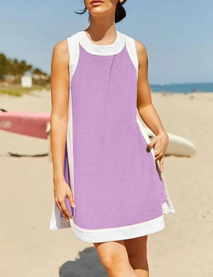 Women’s Mini Dress – Relaxed Fit – Sporty Neckline – Soft Fabric – Side Pockets