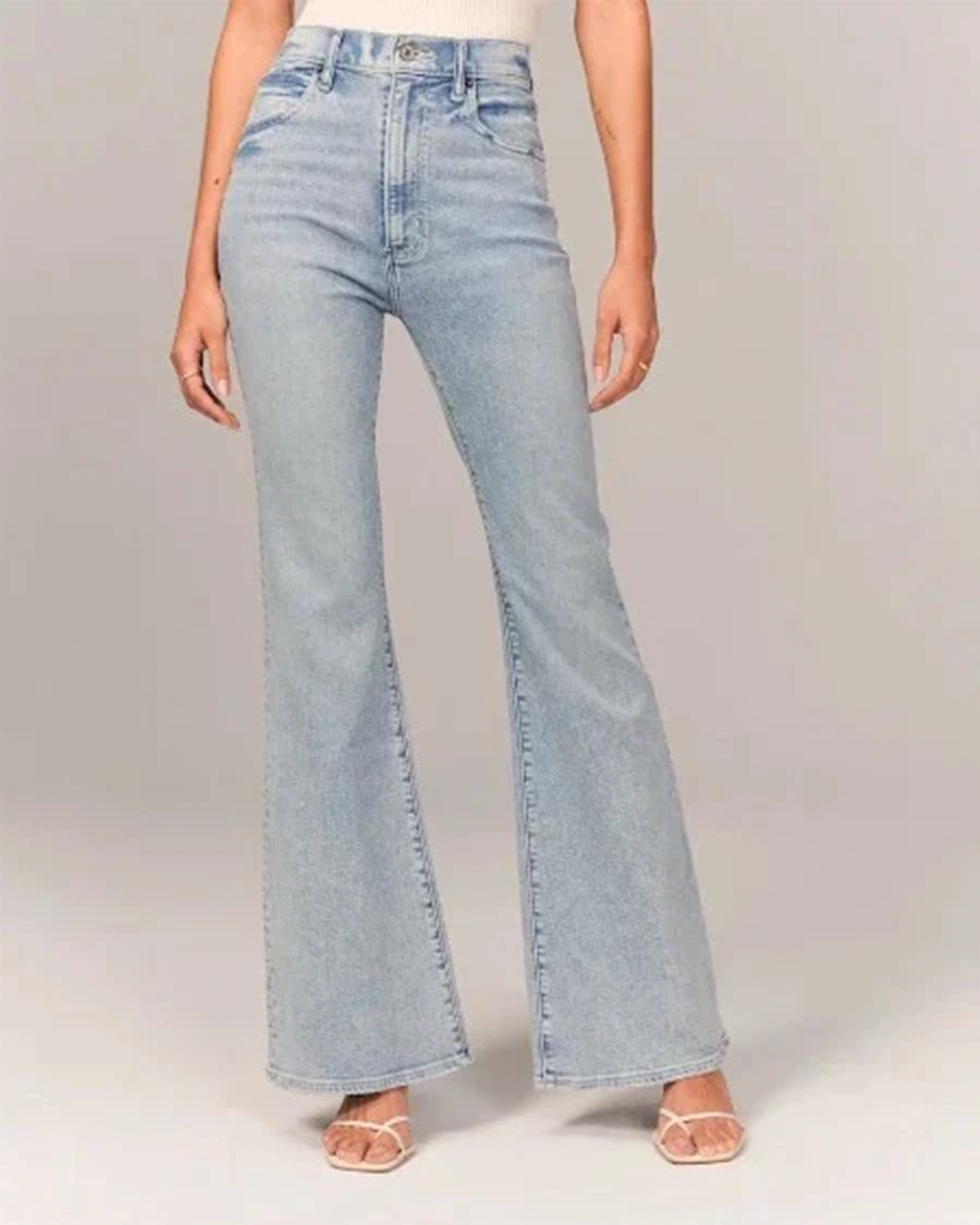 Women's flared high-waisted jeans