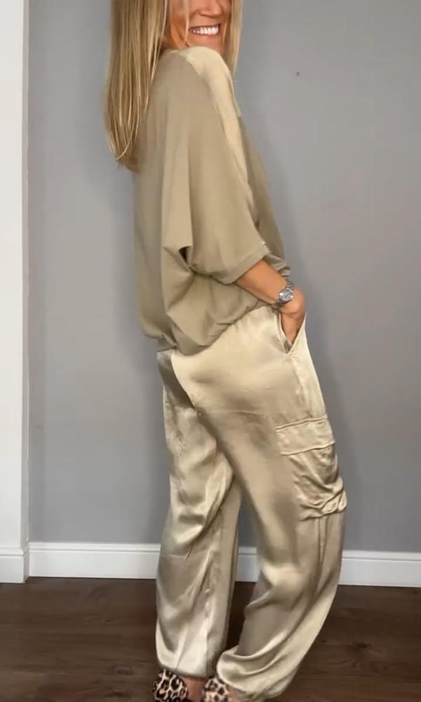 Elegant Women's Two-Piece Loungewear Set – Soft and Stylish Outfit