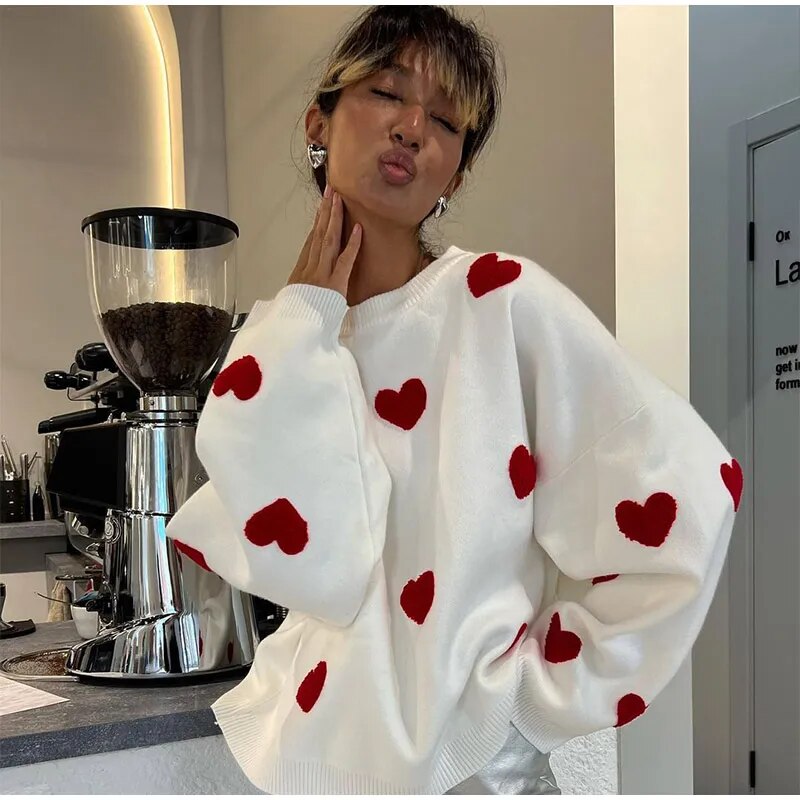 Women's loose fit sweater heart print