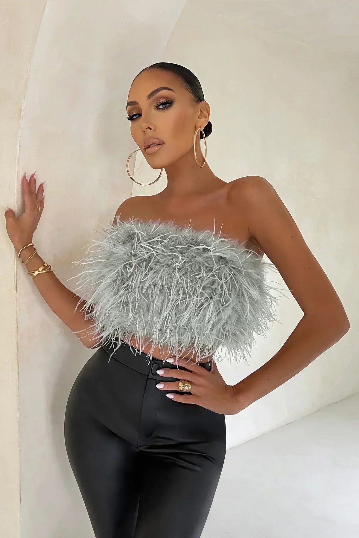 Women’s Strapless Cropped Top – Feather Texture – Fitted Silhouette – Party Wear