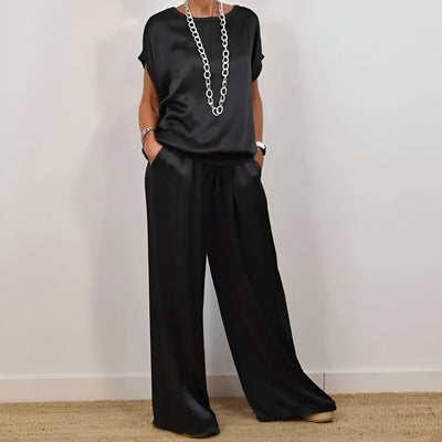 Women’s Two-Piece Set – Relaxed Fit – Wide-Leg Trousers – Short Sleeve Top – Soft Fabric