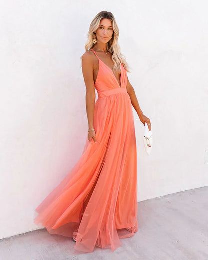 Women’s Long Dress – V-Neck – Chiffon Feel – Spaghetti Straps – Flowing Fit