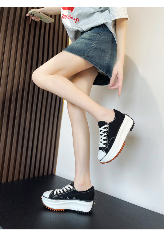 Women's canvas shoes with a thick sole
