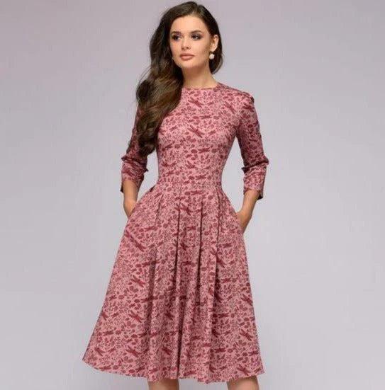 Women's Dress - A-Line Silhouette - Floral Print - Knee Length - Three-Quarter Sleeves