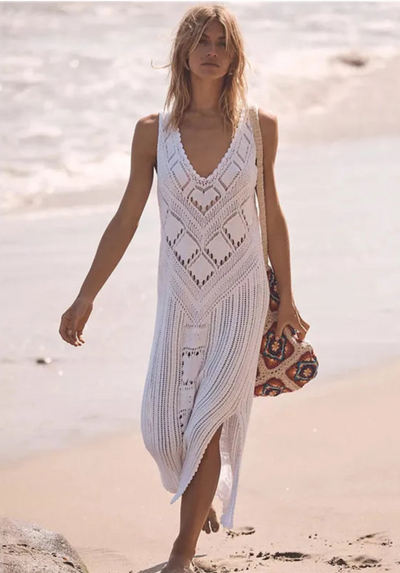 Women’s Midi Dress – Relaxed Fit – Mesh Knit – V-Neck – Geometric Pattern – Side Slit