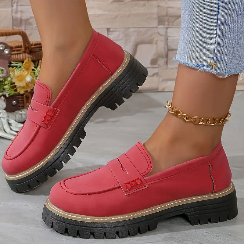 Women’s Suede Loafers – Chunky Sole – Rounded Toe – Vamp Strap – Casual Fit