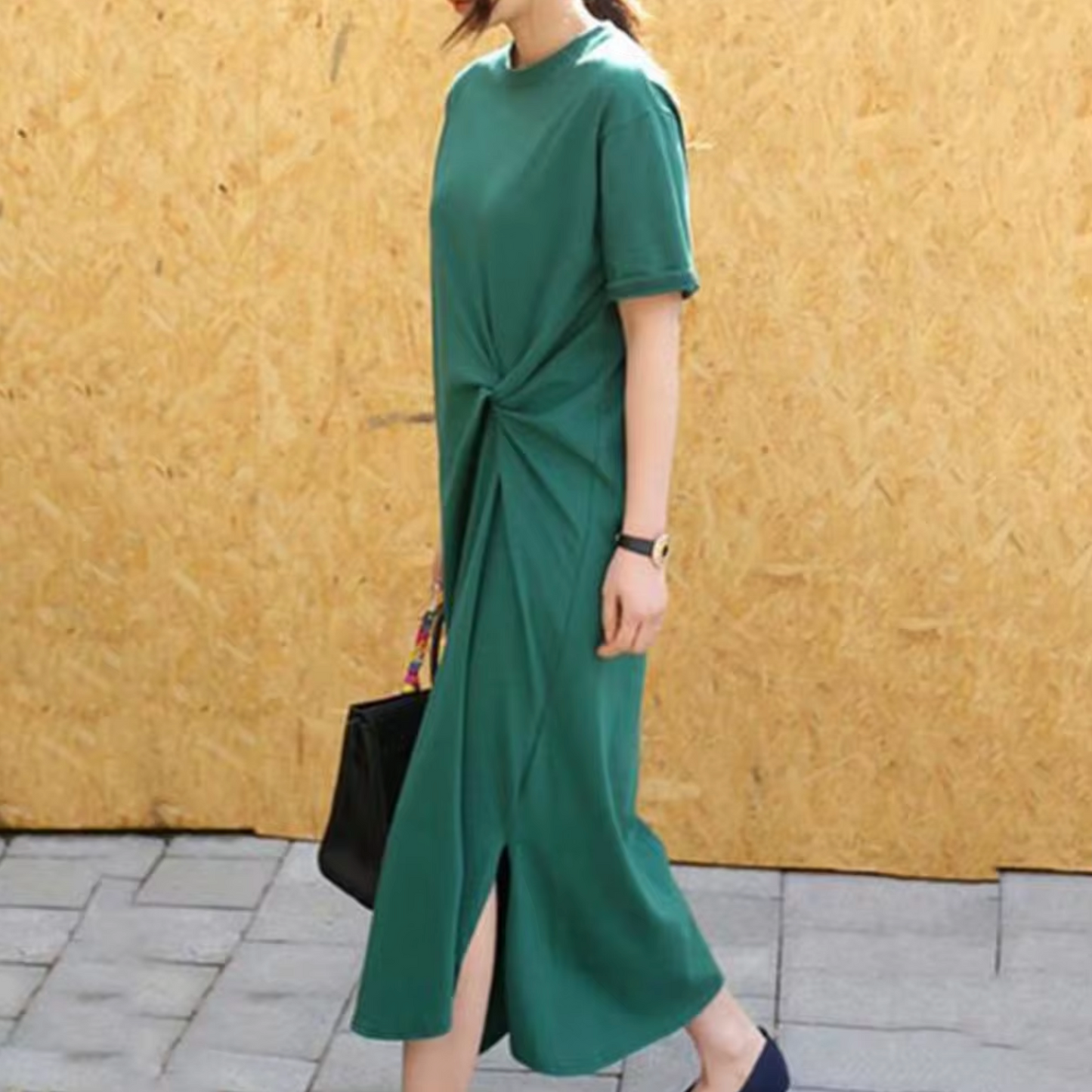 Women's Midi Dress - Short Sleeve - Round Neck - Ruched Side Detail - Relaxed Fit