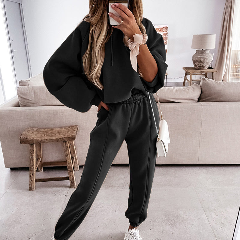 Women's Loungewear Set - Oversized Hoodie & High-Waist Joggers - Soft & Cozy Fit