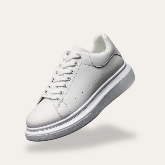 Men’s Sneakers – Smooth Leather – Low Top – Lace-Up – Breathable Perforated Panels