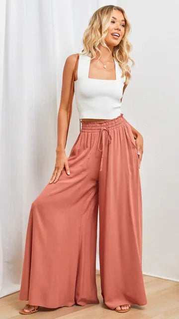 Loose-fitting women's trousers with drawstring