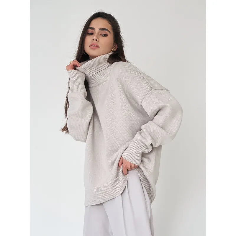 Women's turtleneck knitted sweater