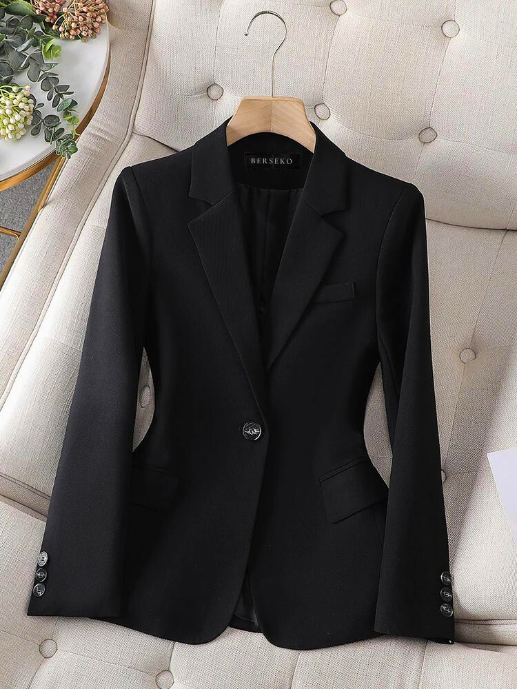 Women's elegant blazer