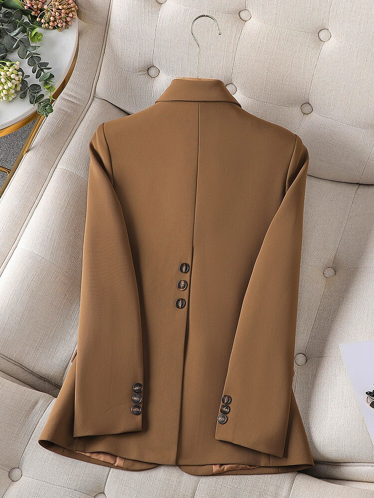 Women's elegant blazer